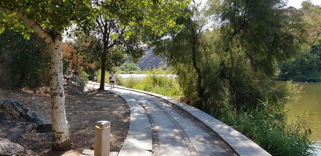 Casa Paseo Del Tajo-Con Parking Gratis Daire Toledo Dış mekan fotoğraf